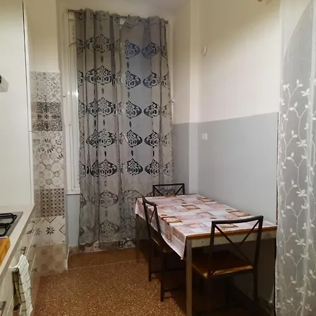 Comfortable One Bedroom With Parking Space In The Center Of Apartment Genoa