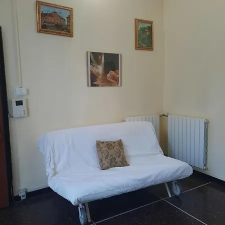 Apartment Comfortable One Bedroom With Parking Space In The Center Of