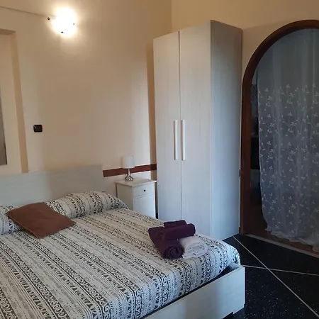 Comfortable One Bedroom With Parking Space In The Center Of Genoa