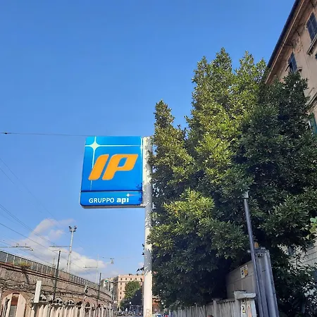 Comfortable One Bedroom With Parking Space In The Center Of Génova