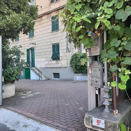 Comfortable One Bedroom With Parking Space In The Center Of * Génova