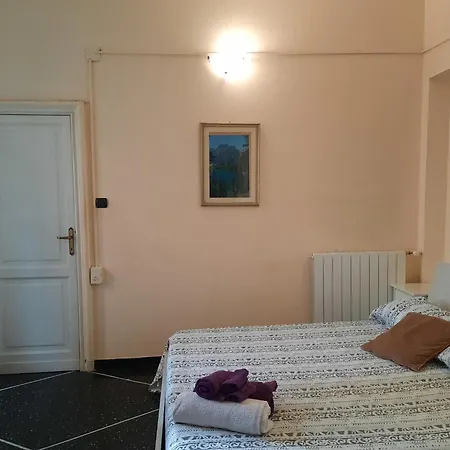 Apartamento Comfortable One Bedroom With Parking Space In The Center Of