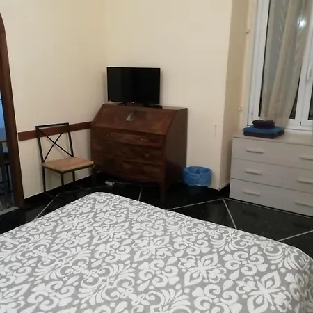 Apartment Comfortable One Bedroom With Parking Space In The Center Of