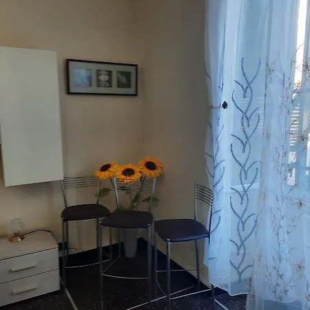 Apartment Comfortable One Bedroom With Parking Space In The Center Of Genoa